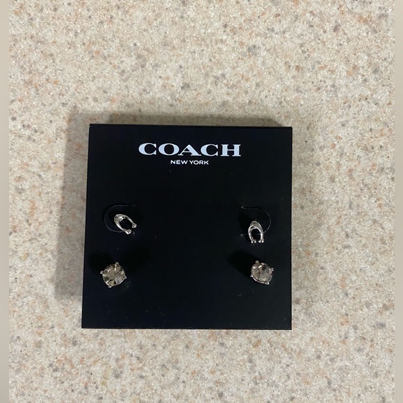 Coach earring studs - Picture 4 of 5
